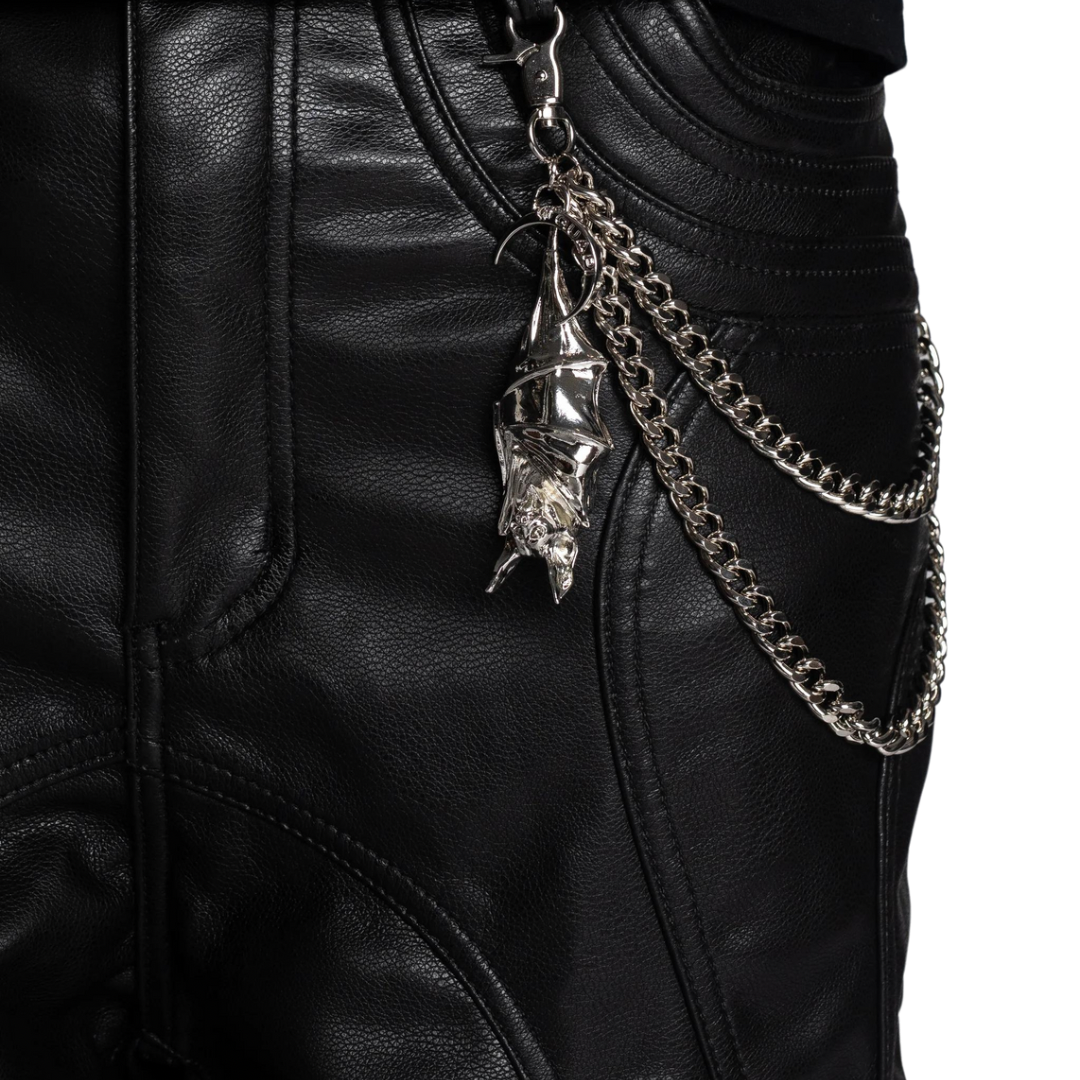 AVANT BLACK LEATHER PIERCING SHORTS